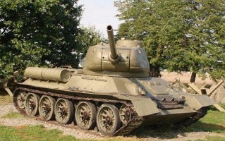  还在装备t34的国家,T34为什么是坦克史上最经典的？
